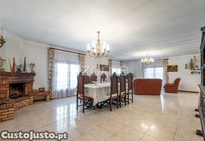 Moradia Individual Em Darque