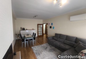 Apartamento T3+1 com garagem fechada em Esmoriz