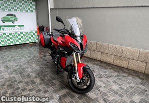 BMW S