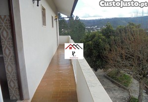 Moradia M3 com terreno e garagem (V374PL)