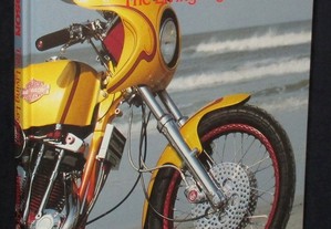 Livro Harley Davidson The Living Legend William Green
