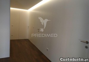 Apartamento t4 renovado á rotunda da boavista