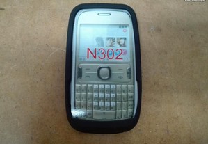 Capa em Silicone Gel Nokia Asha 302 Preta - Nova