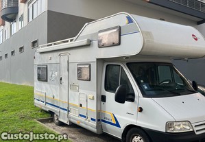 Autocaravana Citroën Jumper Burstner Capucino