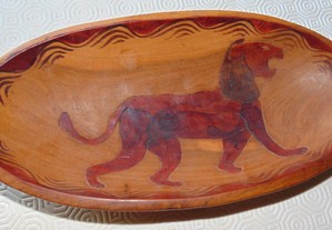 Taça em madeira de arte africana