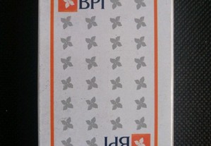 Baralho com 54 cartas de jogar com a publicidade do BPI Banco Português de Investimento