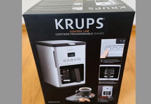 Máquina de café KRUPS na caixa