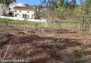 Terreno para construçao de para moradia de 4 frentes