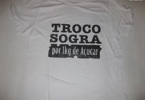 T-shirt com piada/Novo/Embalado/Branca/Modelo 9