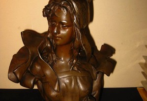 Antiga escultura arte nova busto mulher 1900s