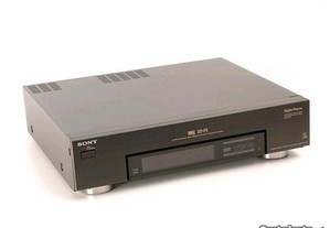 Leitor e gravador de vídeo VHS, Sony SLV-757