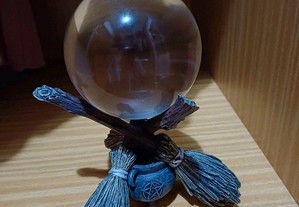 Bola de cristal de quartzo com suporte