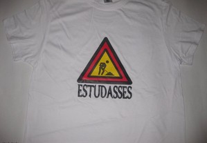 T-shirt com piada/Novo/Embalado/Branca/Modelo 1