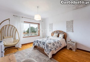 Moradia T8, Em Silvalde, Espinho