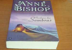 Herdeira das Sombras Trilogia das Jóias Negras - Volume II de Anne Bishop