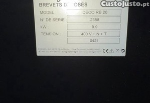 Churrasqueira Giratria c/ estufa - Usado