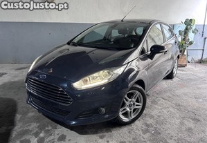 Ford Fiesta Ecoboost titanium  - 14