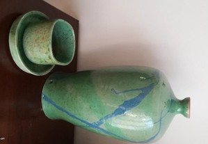 Base de candeeeiro, taça e prato, vidrado verde