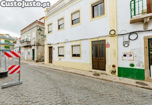 Apartamento T2 no centro Histórico Alcochete