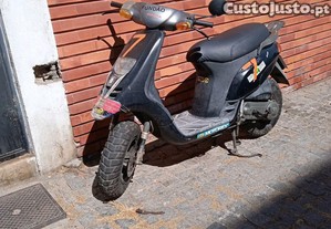 Scooter em boas mãos - 98
