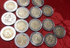 Lote de moedas de dois euros