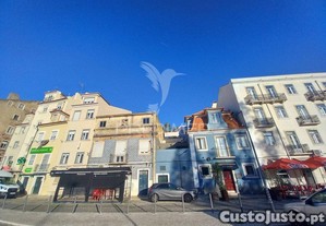 Prédio em alcantara - lisboa
