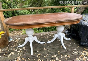Mesa Madeira pés brancos