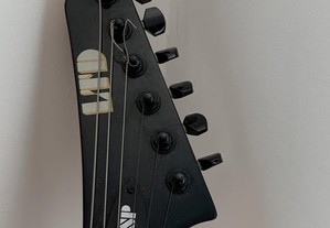 Guitarra ESP LTD M-100 Preta