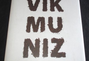 Livro Vik Muniz A Terra e a Gente