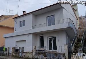 Casa / Villa T4 em Santa Maria, São Pedro e Matacães de 210 m²