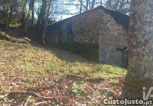 Terreno em Campelo e Ovil de 40,00 m²