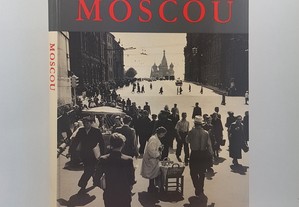Moscovo Voici Moscou // Contacts Avec le Monde Ilustrado