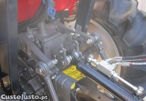 Trator agricula Massey Ferguson 1520