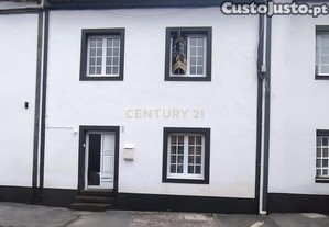 Casa Moderna em Povoação, Ilha de São Miguel - 2 Quartos