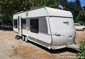 Caravana FENDT DIAMAND 590 com matricula nacional