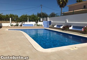 T3 em vivenda com piscina. Olhos de Água