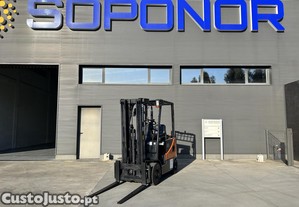 Empilhador Doosan 2000 Kgs Diesel
