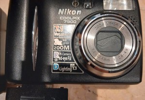 Máquina fotográfica Nikon Colpix 7900 original
