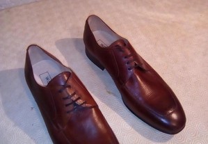 Sapatos homem clássicos
