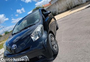 Toyota iQ 1.4 did - 09