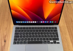 MacBook Air M2 (2022) | Quase novo + capa