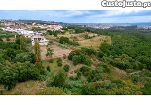 Terreno Com Localização Privilegiada E Vista...