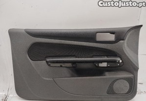 Quartela De Porta Frente Esquerda Ford Focus Ii (D