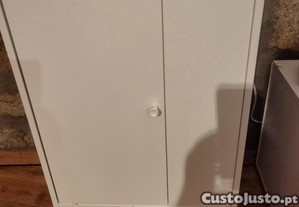 Móvel usado