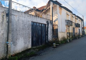 Moradia para restauro em Bragança
