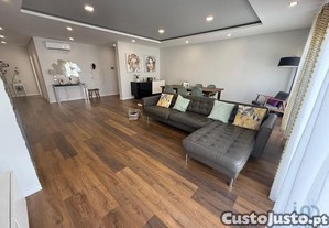 Casa T3 em Azeitão (São Lourenço e São Simão) de 153,00 m²