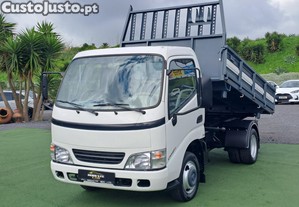 Toyota Dyna M 3.0 D4D TRIBASCULANTE 110CV DIESEL 2008