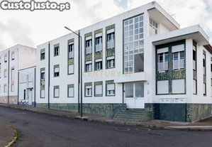 Apartamento T3 em Ponta Delgada com Vista para a Cidade