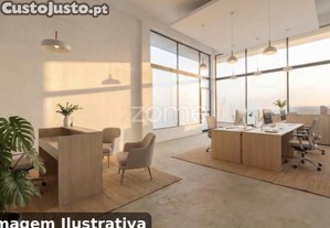 Espaço Para: Loja/Escritório/Arrecadação Em Braga