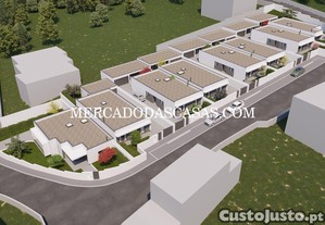 Moradia Geminada com caratersticas mpares